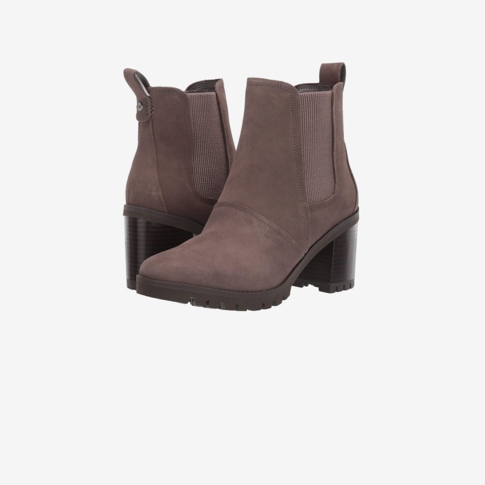 Ugg Hazel Ankle Boots - size 10